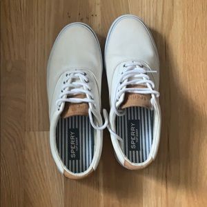 One pair of sperry boat shoes. Lightly worn.